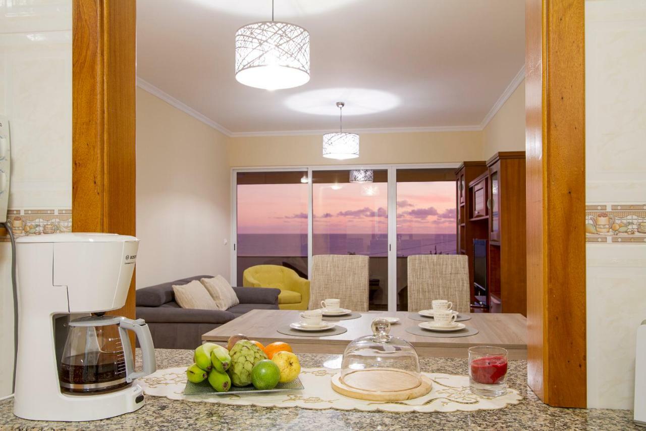 Апартаменты Apartamento Do Avo Tomas Madalena do Mar Экстерьер фото